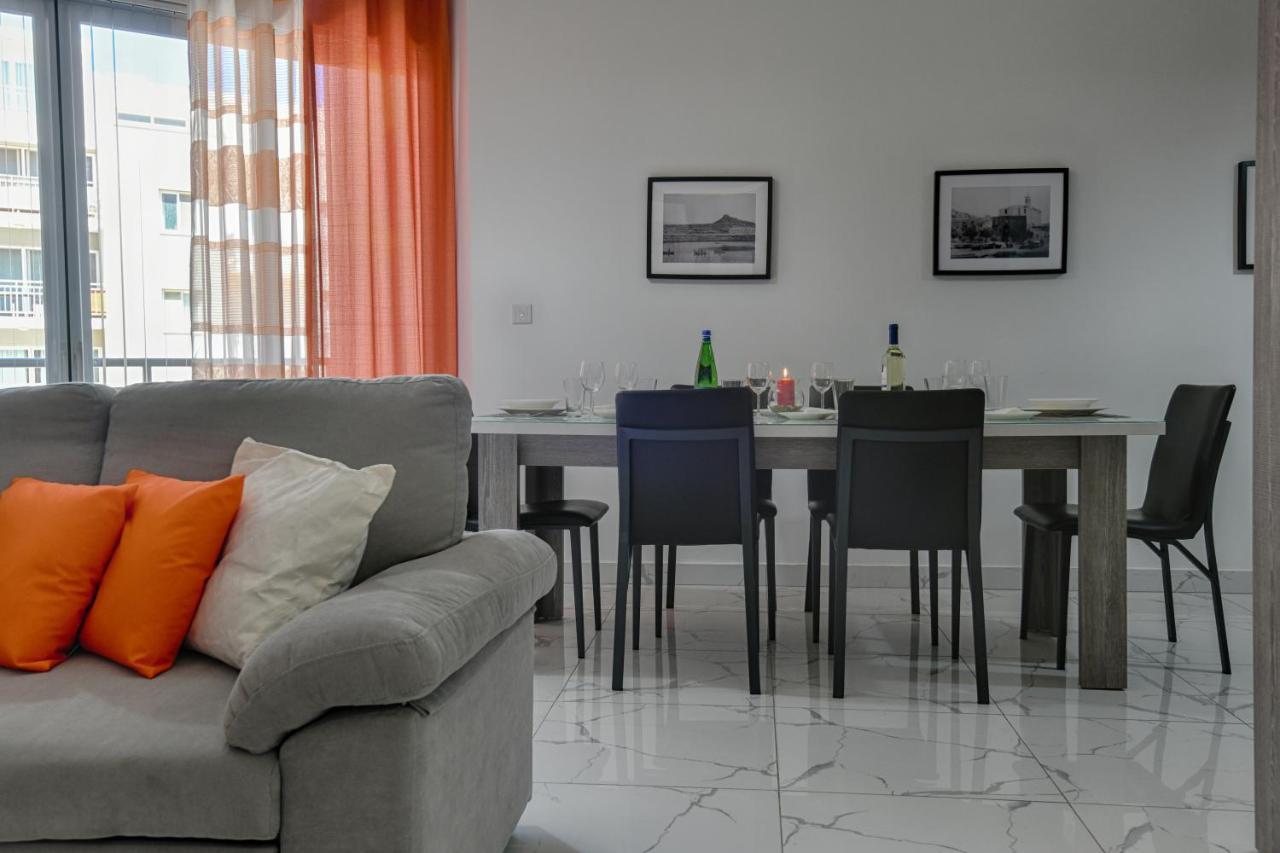 A Bed Of Roses Apartamento Marsalforn Exterior foto
