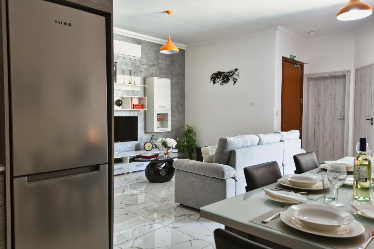 A Bed Of Roses Apartamento Marsalforn Exterior foto